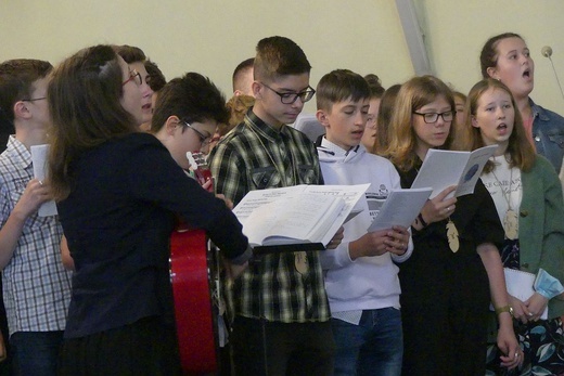 Dzień wspólnoty wakacyjnych oaz w kościele NSPJ w Bielsku-Białej - 2021