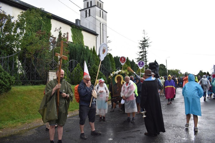 XVIII PPDŚ na Jasną Górę - dzień 2 - Ratajno-Jegłowa