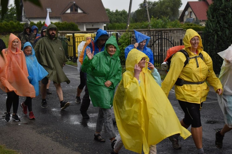 XVIII PPDŚ na Jasną Górę - dzień 2 - Ratajno-Jegłowa