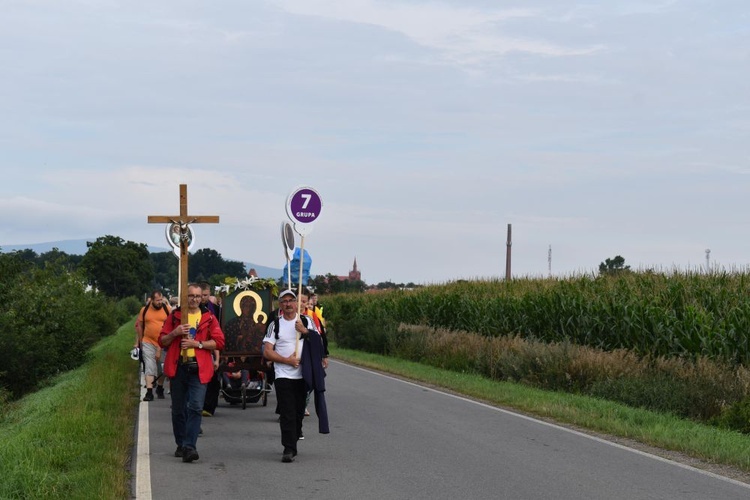 XVIII PPDŚ na Jasną Górę - dzień 2 - Ratajno-Jegłowa