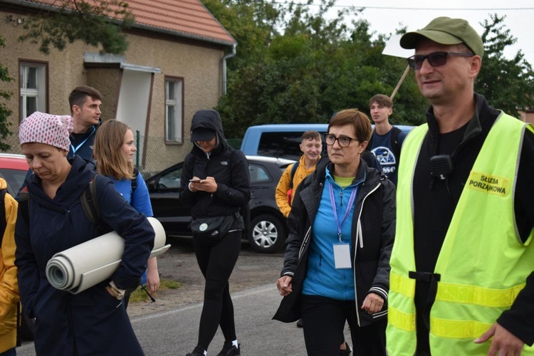 XVIII PPDŚ na Jasną Górę - dzień 2 - Ratajno-Jegłowa