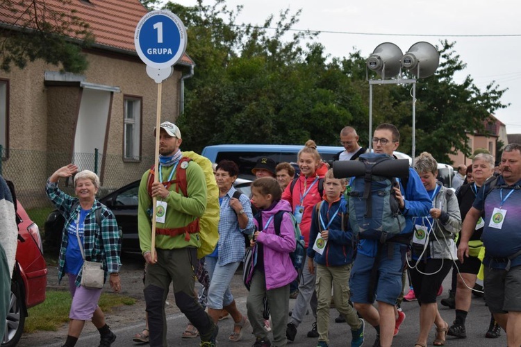 XVIII PPDŚ na Jasną Górę - dzień 2 - Ratajno-Jegłowa