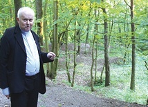 Kustosz sanktuarium bł. abp. Antoniego Juliana Nowowiejskiego i bp. Leona Wetmańskiego zaprasza  do odwiedzania tego miejsca.