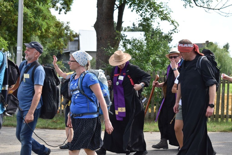 XVIII PPDŚ na Jasną Górę - dzień 3 - Jegłowa-Gracze