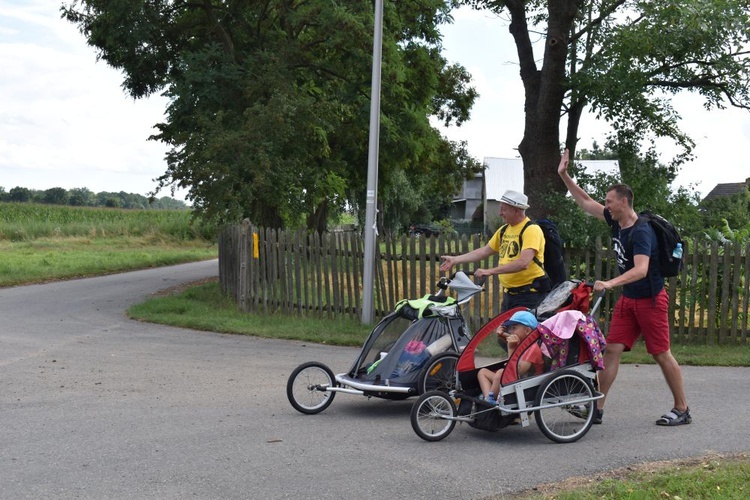 XVIII PPDŚ na Jasną Górę - dzień 3 - Jegłowa-Gracze