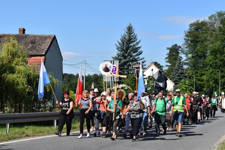 XVIII PPDŚ na Jasną Górę - dzień 3 - Jegłowa-Gracze