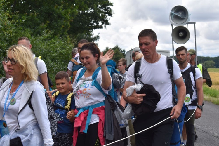 XVIII PPDŚ na Jasną Górę - dzień 4 - Gracze-Popielów