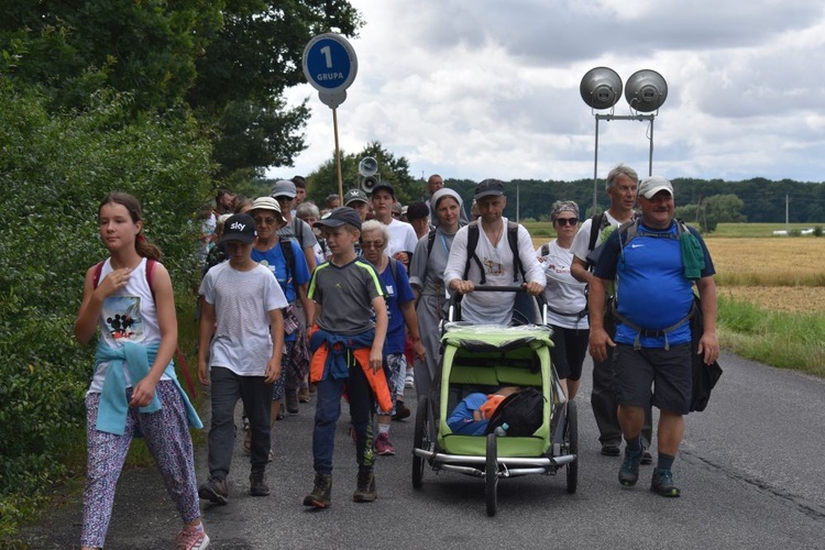 XVIII PPDŚ na Jasną Górę - dzień 4 - Gracze-Popielów