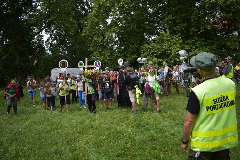 XVIII PPDŚ na Jasną Górę - dzień 4 - Gracze-Popielów