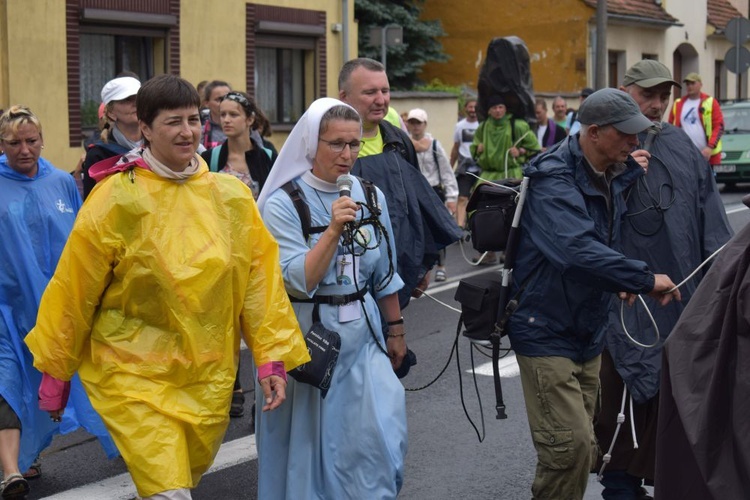 XVIII PPDŚ na Jasną Górę - dzień 4 - Gracze-Popielów