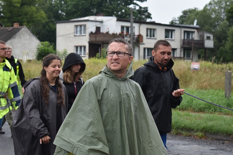 XVIII PPDŚ na Jasną Górę- dzień 5 - Popielów-Laskowice