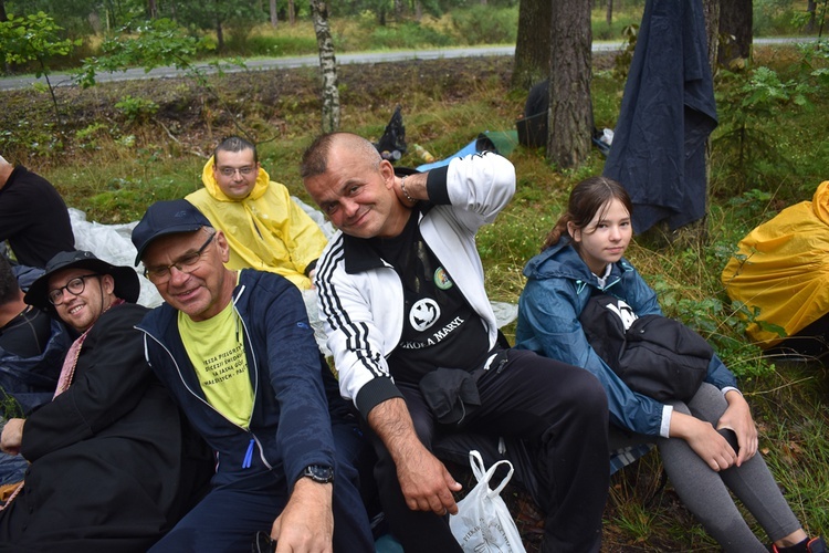 XVIII PPDŚ na Jasną Górę- dzień 5 - Popielów-Laskowice