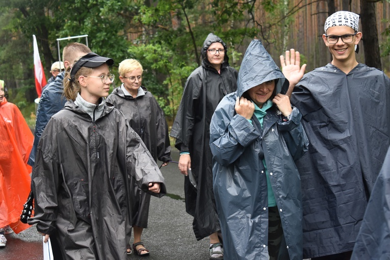 XVIII PPDŚ na Jasną Górę- dzień 5 - Popielów-Laskowice