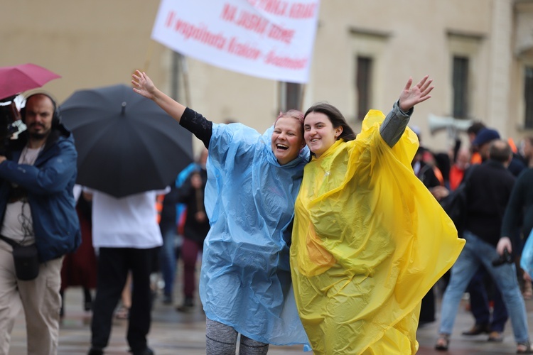 Wyjście 41. Pieszej Pielgrzymki Krakowskiej z Wawelu na Jasną Górę