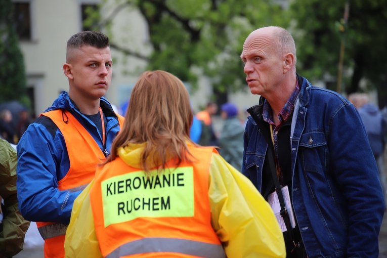 Wyjście 41. Pieszej Pielgrzymki Krakowskiej z Wawelu na Jasną Górę