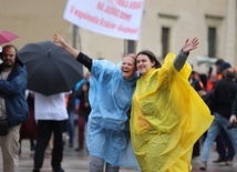 Abp Jędraszewski: Módlcie się, żeby nasza ojczyzna budowała na Bogu, bo tylko wtedy się ostanie