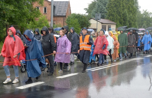 Wyjście pielgrzymki z Radomia na Jasną Górę