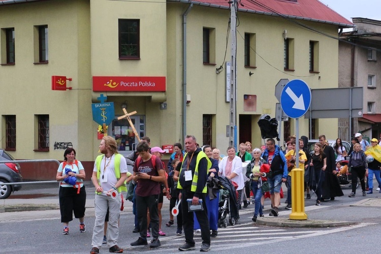 Pielgrzymi ze Skawiny w Liszkach 2021