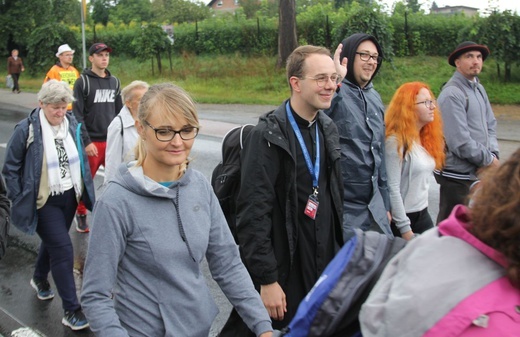 Grupa 3 z ks. Marcinem Pomperem - z Bielska-Białej na Jasną Górę 2021 