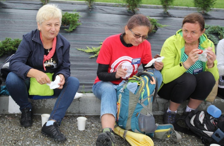 Gościna pielgrzymów w Wilamowicach - po drodze z Hałcnowa i Pisarzowic - 2021