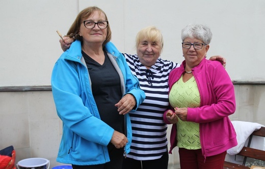 Postój pielgrzymów jasnogórskich z Hałcnowa w Bielanach - 2021