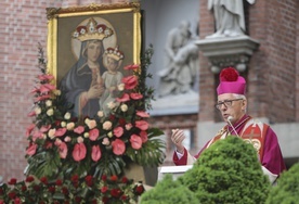 Archidiecezja. Abp Skworc zaprasza do Piekar 