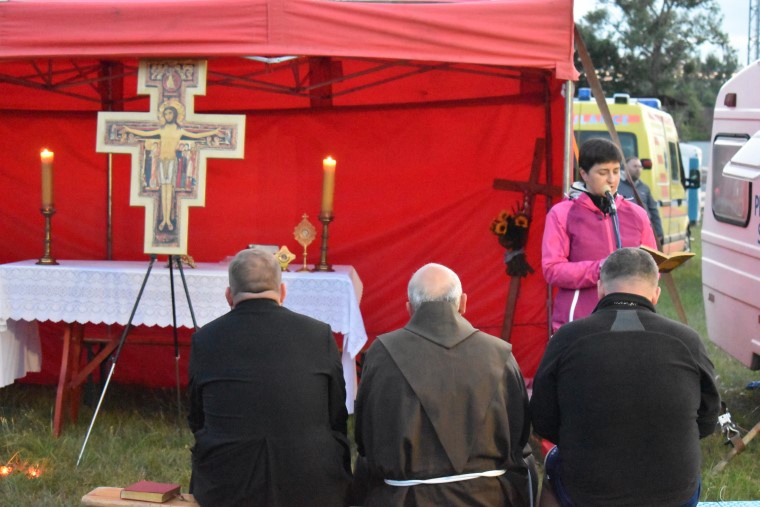 XVIII PPDŚ na Jasną Górę - dzień 6 - Laskowice-Łomnica