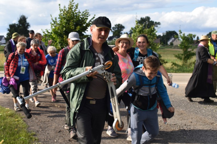 XVIII PPDŚ na Jasną Górę - dzień 6 - Laskowice-Łomnica