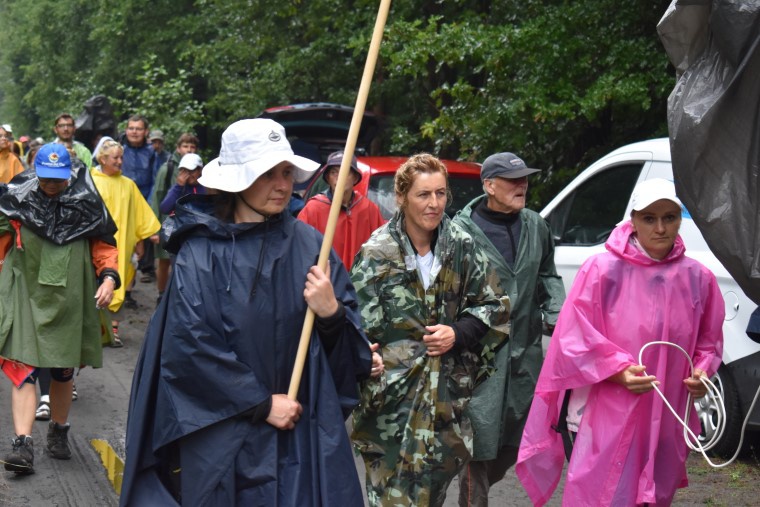 XVIII PPDŚ na Jasną Górę - dzień 6 - Laskowice-Łomnica