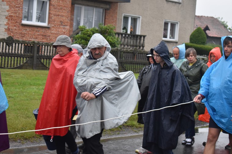 XVIII PPDŚ na Jasną Górę - dzień 6 - Laskowice-Łomnica