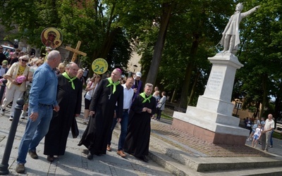 Pielgrzymi z Szydłowca na szlaku