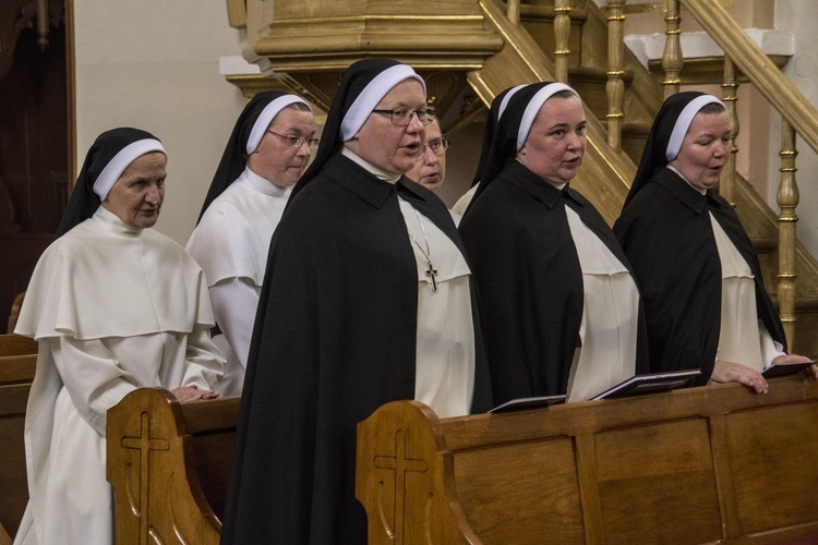 Śluby wieczyste sióstr dominikanek