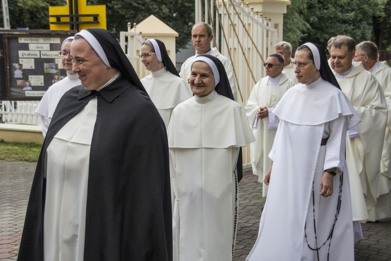 Śluby wieczyste sióstr dominikanek