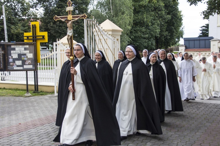 Śluby wieczyste sióstr dominikanek