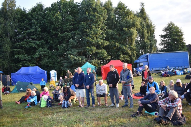 XVIII PPDŚ na Jasną Górę - dzień 7 - Łomnica-Cisie