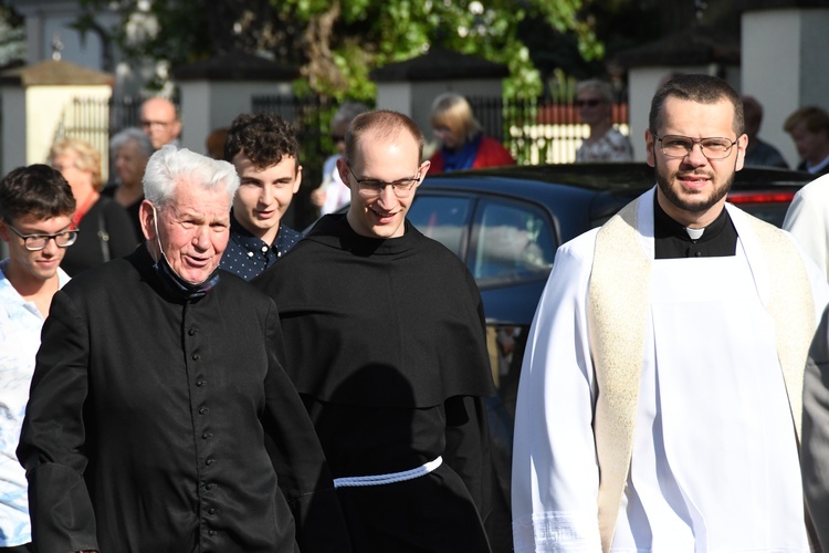 Upamiętnienie pomordowanych w Borzęcinie Dużym