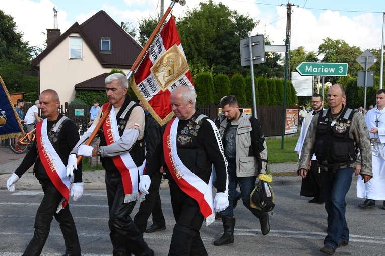 Upamiętnienie pomordowanych w Borzęcinie Dużym