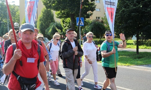 Oświęcimscy pielgrzymi wyruszyli w drogę w sobotni poranek 7 sierpnia.