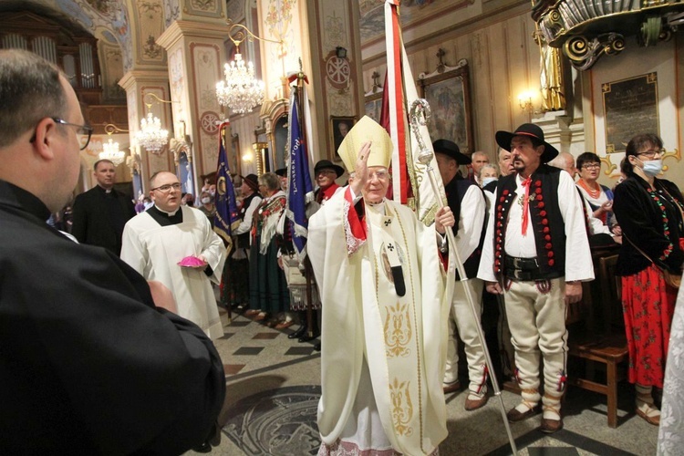 75 lat obecności franciszkanów w Rychwałdzie