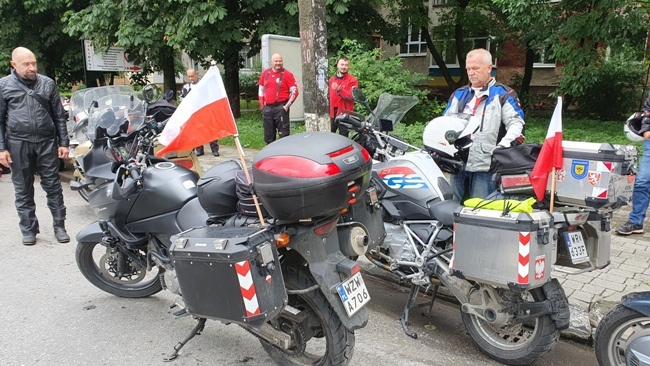 Radomscy księża na Wołyńskim Rajdzie Motocyklowym