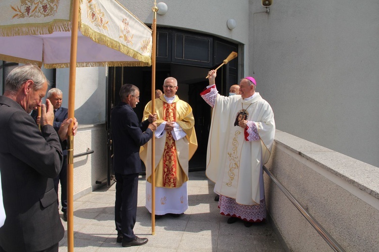 Bp Andrzej Jeż: Patrzenie na życie z perspektywy niewolnika sprawia, że wiele spraw nas przytłacza