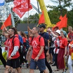 XVIII PPDŚ. Wejście na Jasną Górę diecezji świdnickiej