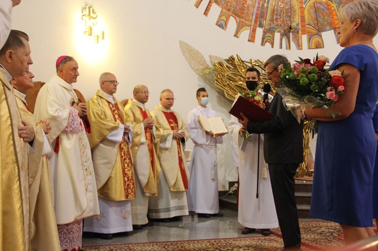 Koszyce Wielkie dziękują za 40 lat parafii