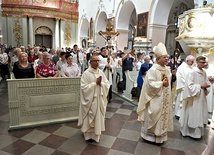 To pierwsze takie wydarzenie w sanktuarium,  którym paradyski kościół jest od 15 sierpnia ubiegłego roku. Przyjechało tu prawie 200 osób z 46 grup.