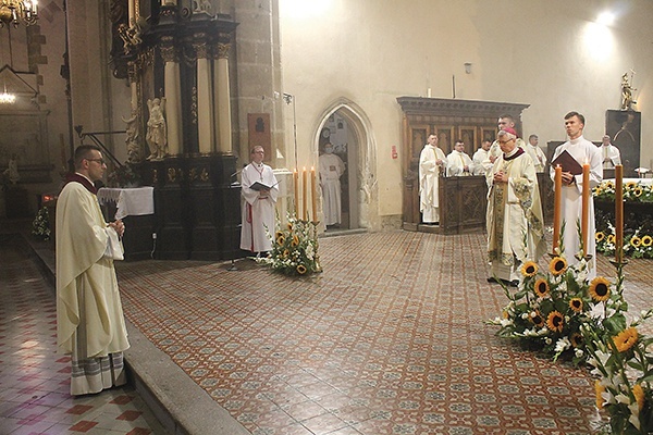 Ks. Łukasz Misiak został mianowany oraz wprowadzony na urząd przez bp. Andrzeja Siemieniewskiego.