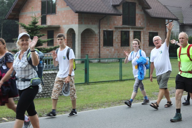 19. Pielgrzymka Dekanatu Czechowickiego na Jasną Górę - na trasie