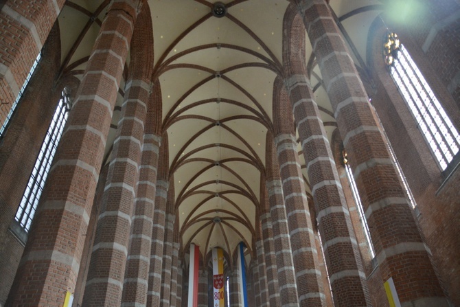 Bazylika w Nysie po wielkiej renowacji