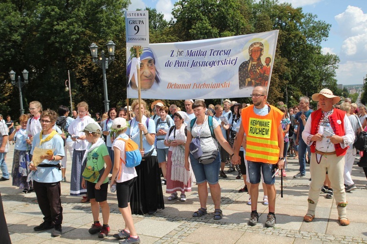 Powitanie pieszej pielgrzymki z Istebnej na Jasnej Górze - 2021