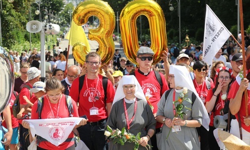 Jubliaci z Cieszyna - szli po raz 30.