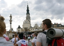 Na przywędrowanie tutaj i na to, by potem pomodlić się w kaplicy Cudownego Obrazu, czeka każdy pielgrzym.